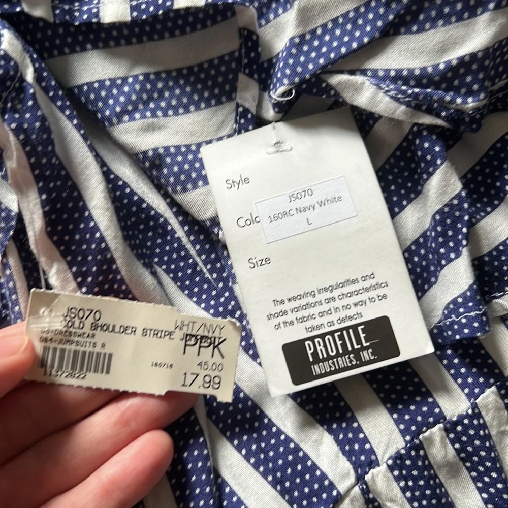 Large Blue & White pinstripe Romper 💙🤍 NWT - Picture 6 of 6
